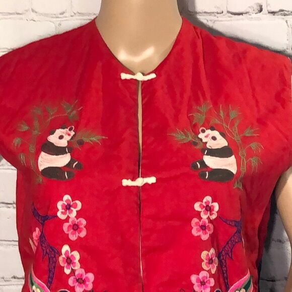 Vintage Handmade One of a Kind Asian Panda Red Vest Embroidered Medium? - Picture 2 of 8